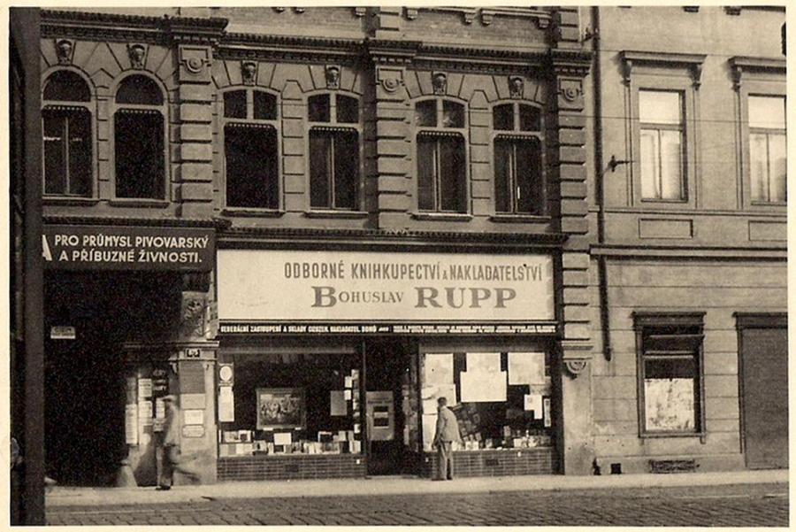 Portál knihkupectví Bohuslav Rupp (okolo 1940)